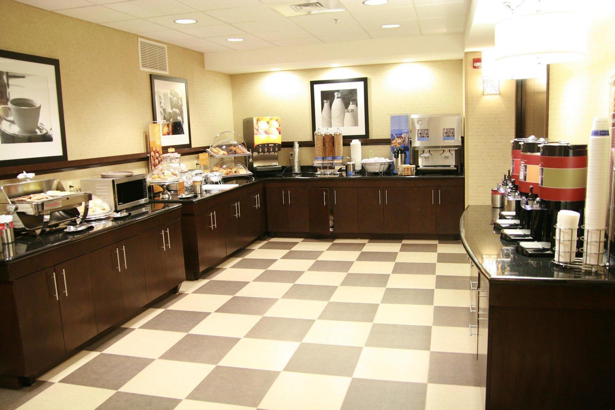 Hampton Inn Topeka Eksteriør bilde