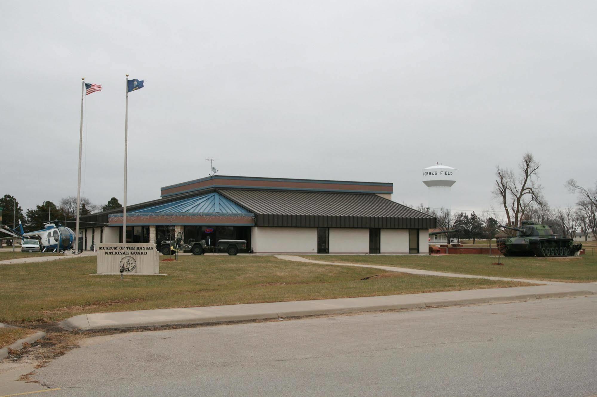 Hampton Inn Topeka Eksteriør bilde