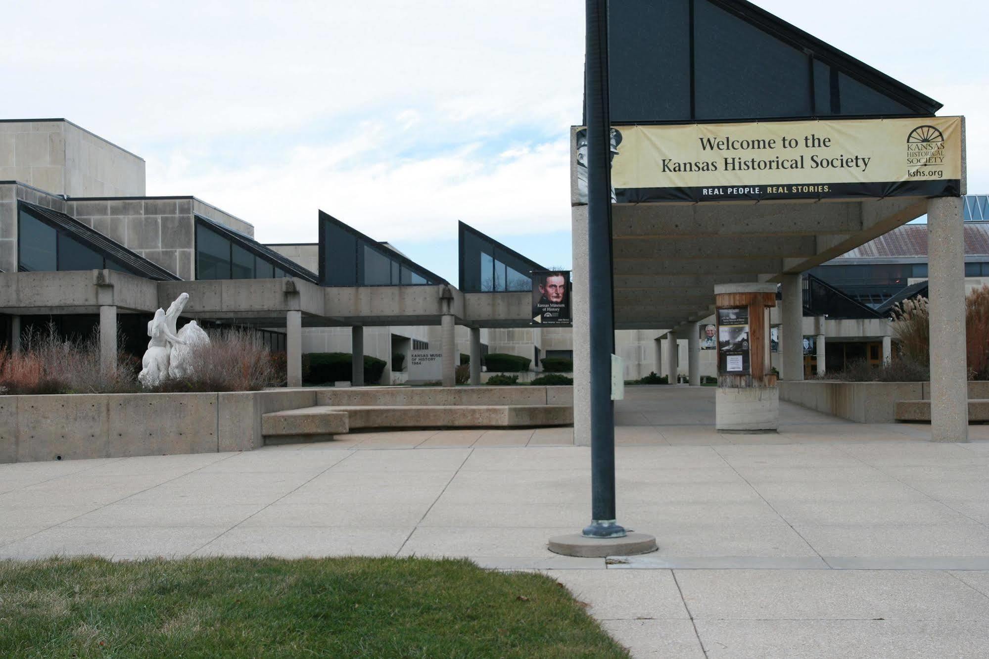 Hampton Inn Topeka Eksteriør bilde